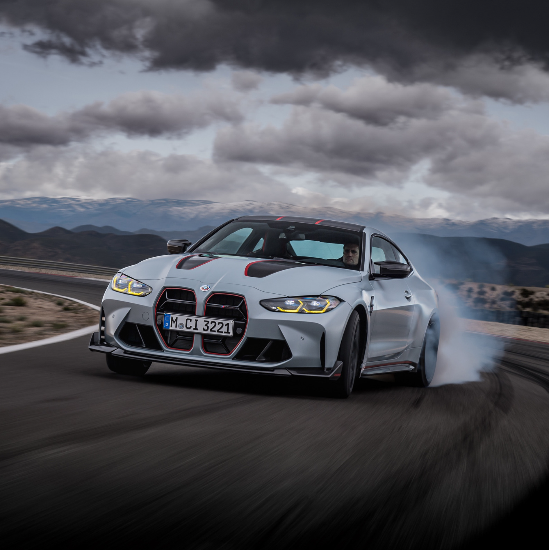 BMW M4 CSL - sự trở lại của một huyền thoại, giới hạn 1000 xe