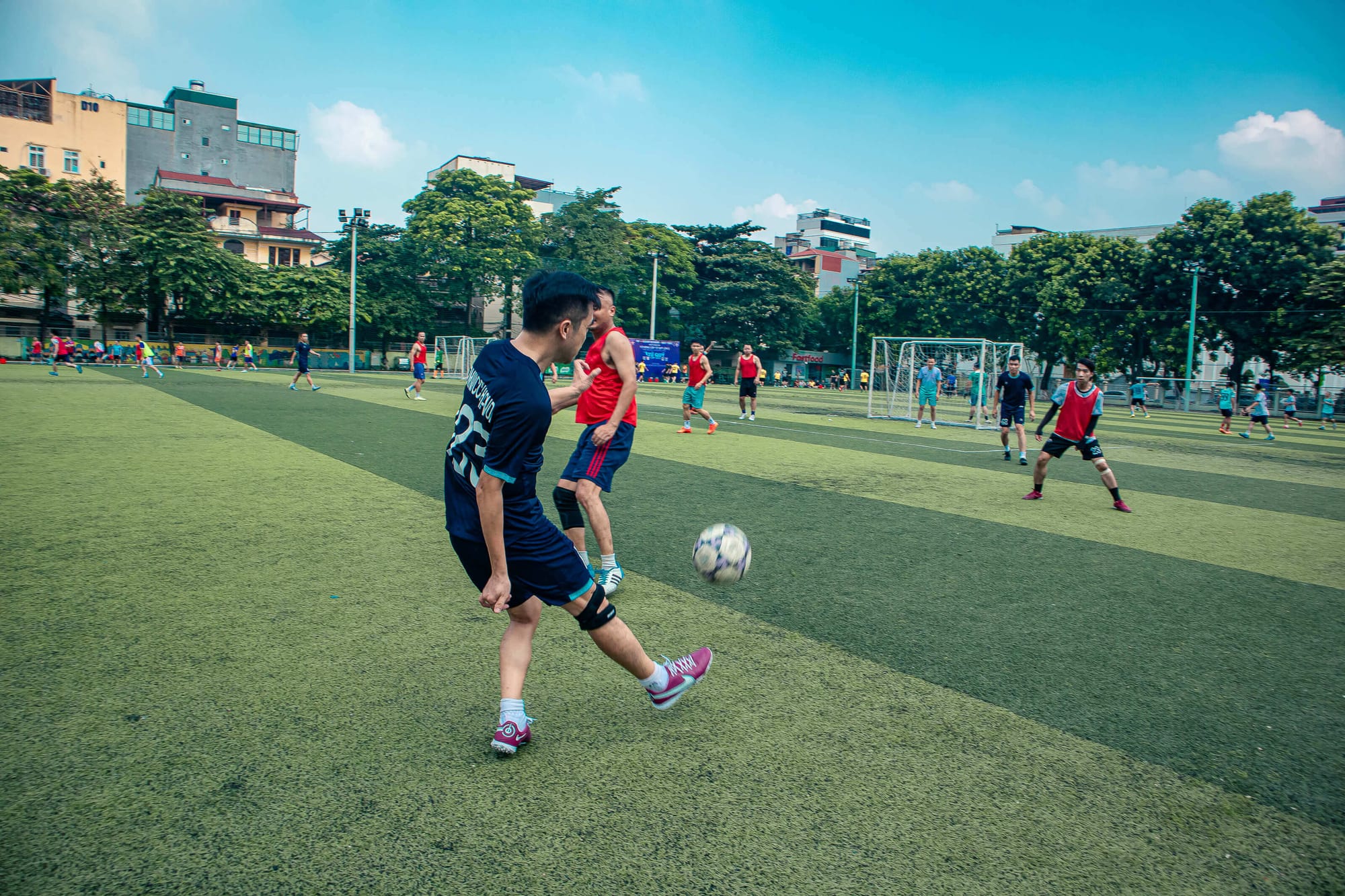 Giao lưu bóng đá giữa BMW Club of Hanoi và THACO BMW