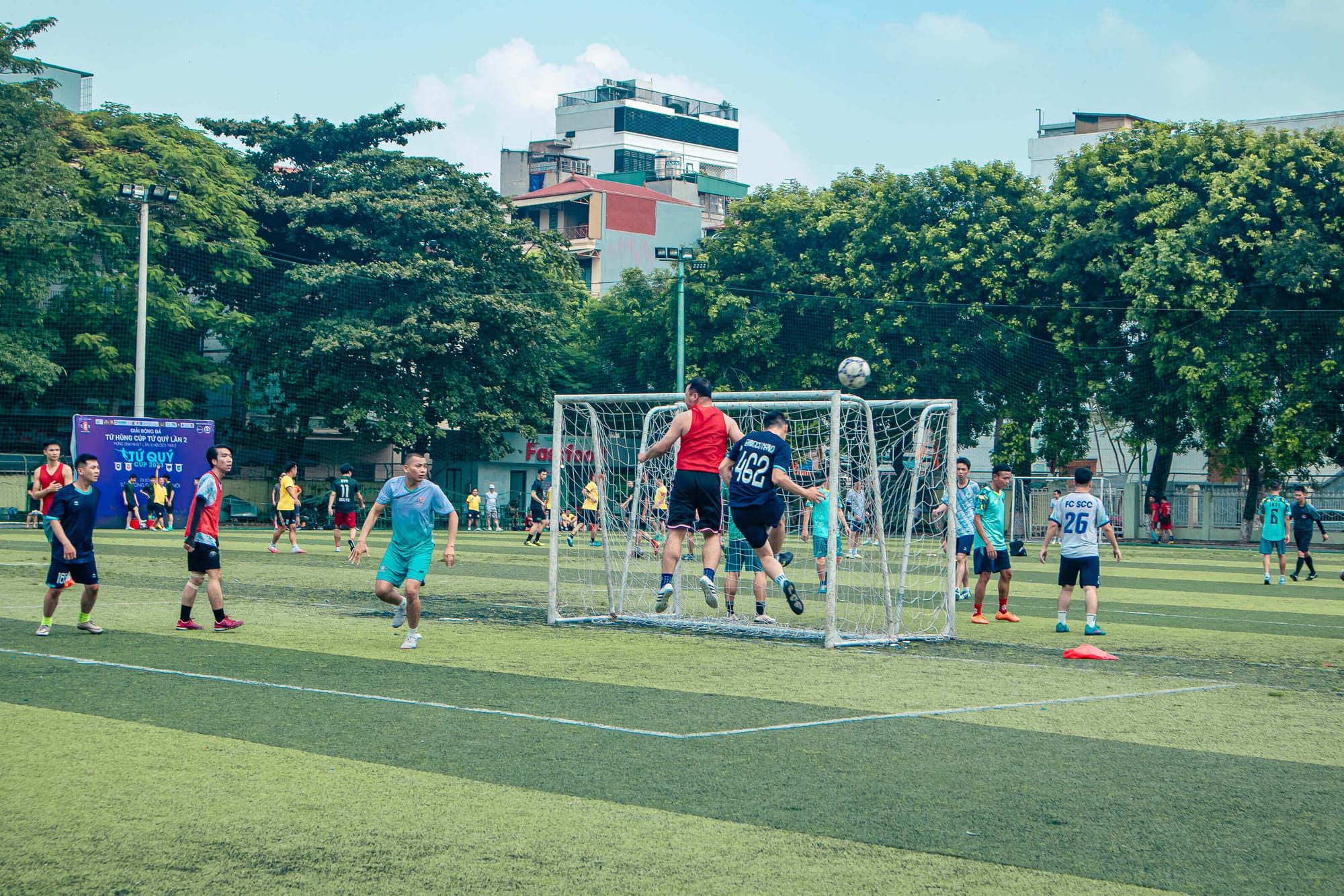 Giao lưu bóng đá giữa BMW Club of Hanoi và THACO BMW