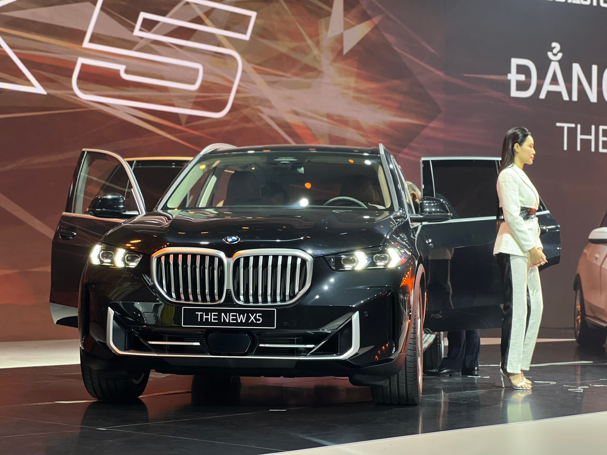 BMW Car Club Vietnam tham dự đêm tiệc ra mắt BMW XM và BMW X5 LCI - “Đẳng cấp và Tiên phong” của THACO AUTO